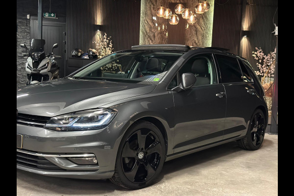 Volkswagen Golf 1.0 TSI Highline DSG|PANO|NAP