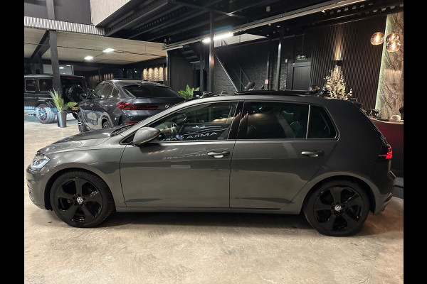 Volkswagen Golf 1.0 TSI Highline DSG|PANO|NAP