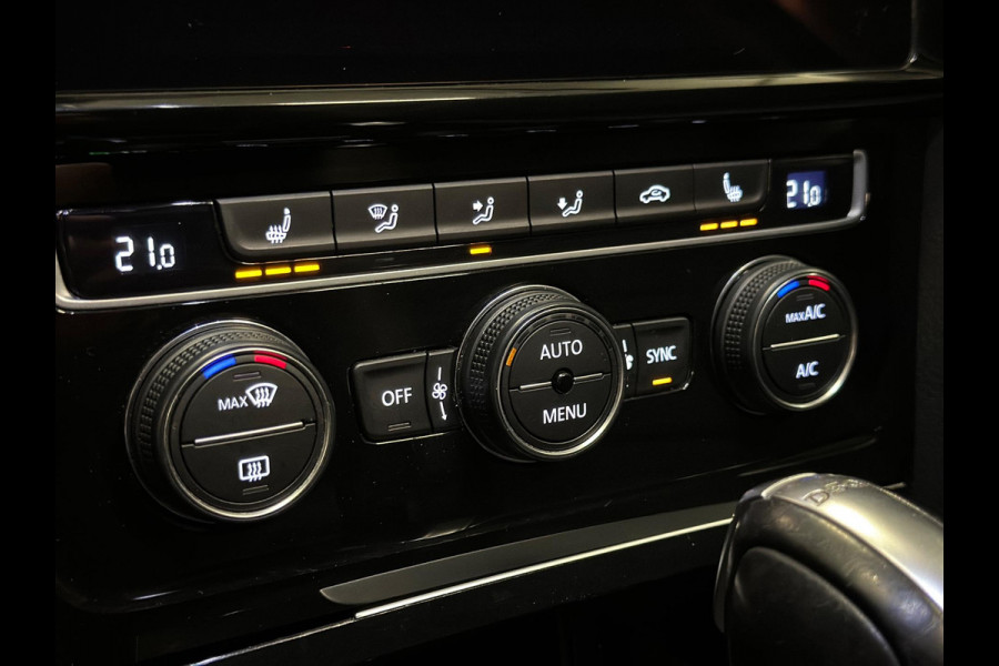 Volkswagen Golf 1.0 TSI Highline DSG|PANO|NAP