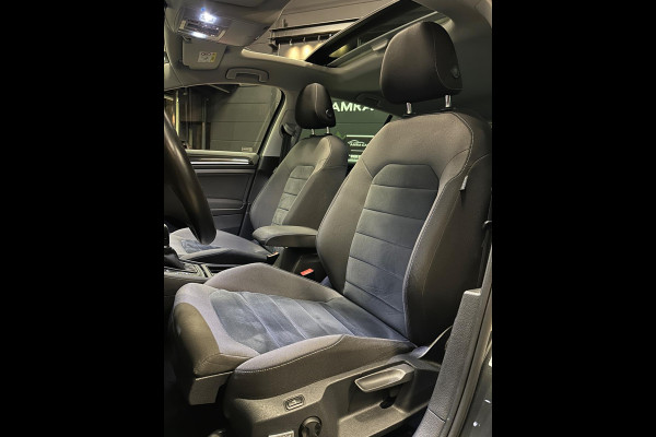 Volkswagen Golf 1.0 TSI Highline DSG|PANO|NAP