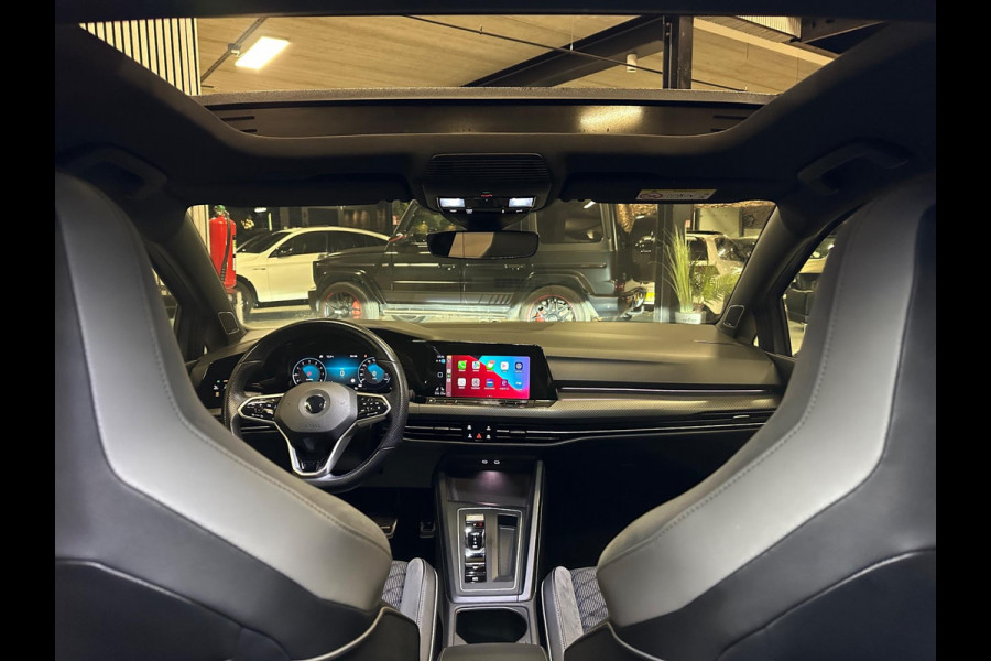 Volkswagen Golf 1.5 eTSI|3X R-Line|PANO|BOMVOL!