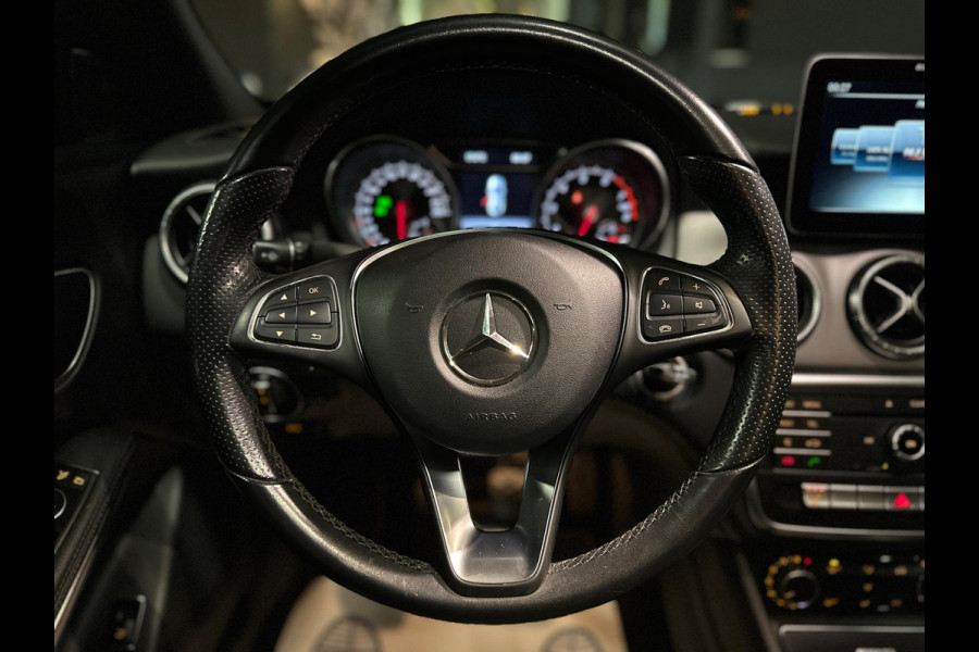Mercedes-Benz CLA-Klasse 200 Prestige|PANORAMA