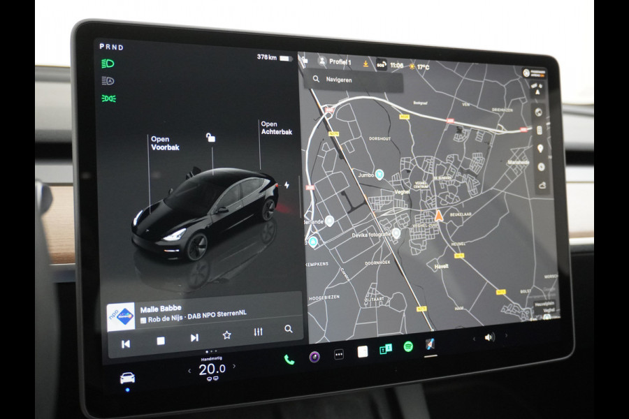 Tesla Model 3 // RWD // Long Range 75kWh Warmtepomp Leder Autopilot Premium Luidspr. FSD-3 Computer Navi Ecc Adap.Cruise Draadloos GSM Laden C Stoel+Stuurverwarming Elek.Achterklep AMD-Ryzen™ Processor Led DAB Spotify 1e Eigenaar Origineel Nederlandse Auto Fabrieksgarantie op Accu en motor tot 13-06-2031 Grootste Actieradius !!