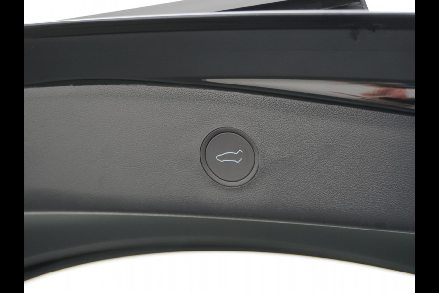 Tesla Model 3 // RWD // Long Range 75kWh Warmtepomp Leder Autopilot Premium Luidspr. FSD-3 Computer Navi Ecc Adap.Cruise Draadloos GSM Laden C Stoel+Stuurverwarming Elek.Achterklep AMD-Ryzen™ Processor Led DAB Spotify 1e Eigenaar Origineel Nederlandse Auto Fabrieksgarantie op Accu en motor tot 13-06-2031 Grootste Actieradius !!