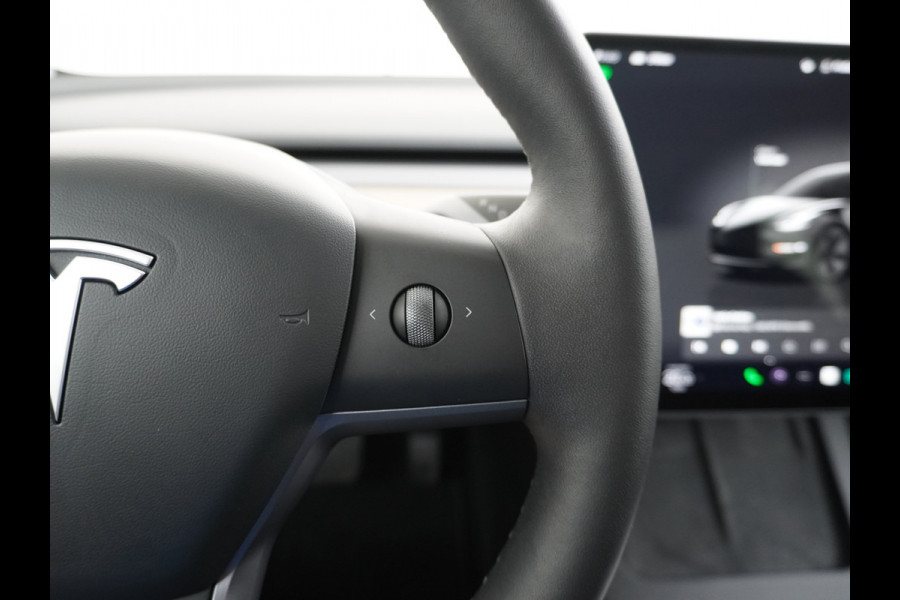 Tesla Model 3 // RWD // Long Range 75kWh Warmtepomp Leder Autopilot Premium Luidspr. FSD-3 Computer Navi Ecc Adap.Cruise Draadloos GSM Laden C Stoel+Stuurverwarming Elek.Achterklep AMD-Ryzen™ Processor Led DAB Spotify 1e Eigenaar Origineel Nederlandse Auto Fabrieksgarantie op Accu en motor tot 13-06-2031 Grootste Actieradius !!