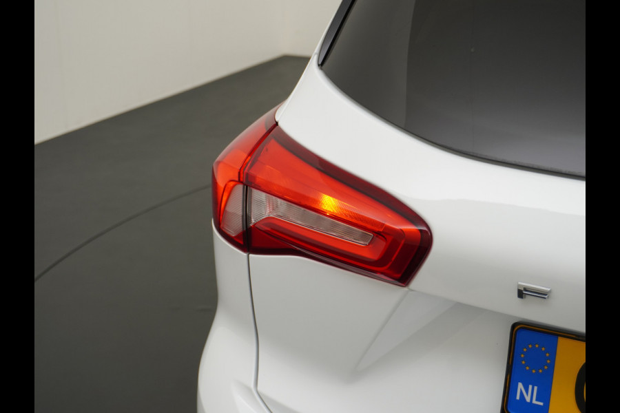 Ford FOCUS Wagon T101PK Navi Trekhaak Apple Carplay Android Auto Airco Cruise Control PdcTrend Edition Business EcoBoost Led Lane Assist Speed Sign Recognition Privacy Glas Lmv 1e Eigenaar Origineel Nederlandse Auto A-Label EURO6