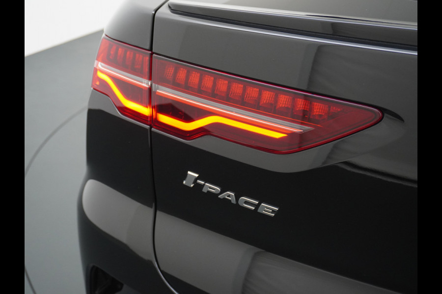 Jaguar I-PACE EV400 400pk SE 90kWh AWD Leer+Elektr. Meridian®-Audio Apple Carplay Android Auto Navi Led-v+a Ecc Camera Cruise Control Keyless Pdc Lmv Led Bordherkenning Elektrische-Achterklep koplampreiniging Lane-Assist App-Connect ECT Voorverwarming/koeling WiFi DigiDash DAB 4WD 1e Eigenaar Origineel Nederlandse Auto € 90.000 nieuw!