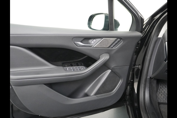 Jaguar I-PACE EV400 400pk SE 90kWh AWD Leer+Elektr. Meridian®-Audio Apple Carplay Android Auto Navi Led-v+a Ecc Camera Cruise Control Keyless Pdc Lmv Led Bordherkenning Elektrische-Achterklep koplampreiniging Lane-Assist App-Connect ECT Voorverwarming/koeling WiFi DigiDash DAB 4WD 1e Eigenaar Origineel Nederlandse Auto € 90.000 nieuw!