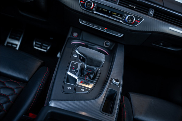 Audi RS5 Coupé 2.9 TFSI quattro - NL auto! l Panorama l Massage l 360cam
