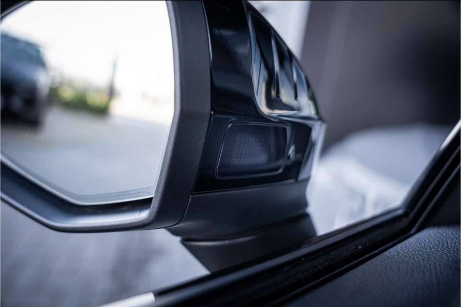 Audi RS5 Coupé 2.9 TFSI quattro - NL auto! l Panorama l Massage l 360cam