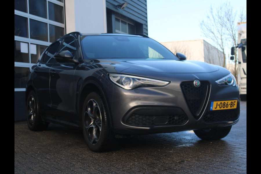 Alfa Romeo Stelvio 2.0 Turbo Aut. AWD B-Tech | Navi | Xenon | Camera | Veloce Int. | Schuif/Kanteldak | 20" | Apple Carplay | Keyless | Dashboard Leder