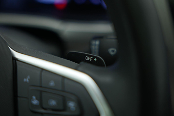 Volkswagen Touran 1.5 TSI Business 7p |Pano|Virtual|Keyless|Dodehoek|ACC|Camera| Volkswagen Touran 1.5 TSI Business 7p |Pano|Virtual|Keyless|Dodehoek|ACC|Camera|