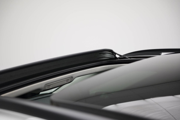 Volkswagen Touran 1.5 TSI Business 7p |Pano|Virtual|Keyless|Dodehoek|ACC|Camera| Volkswagen Touran 1.5 TSI Business 7p |Pano|Virtual|Keyless|Dodehoek|ACC|Camera|