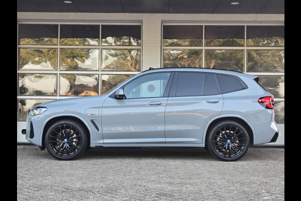 BMW X3 xDrive30e M SPORT | PANORAMA | 360 CAMERA | LEDER | LASER | KEYLESS ENTRY | BMW LIVE COCKPIT PROF. |