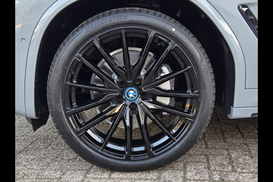 BMW X3 xDrive30e M SPORT | PANORAMA | 360 CAMERA | LEDER | LASER | KEYLESS ENTRY | BMW LIVE COCKPIT PROF. |