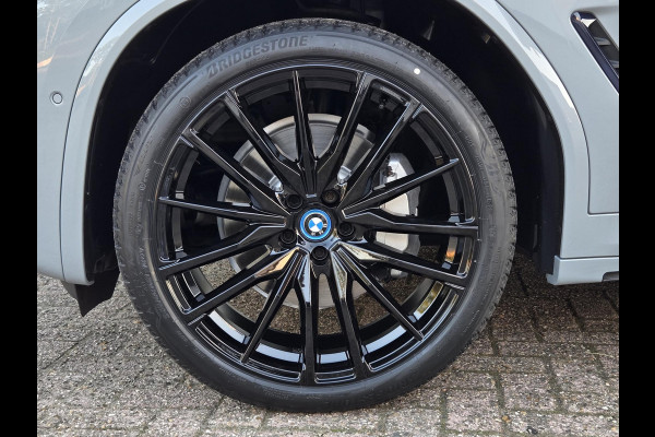 BMW X3 xDrive30e M SPORT | PANORAMA | 360 CAMERA | LEDER | LASER | KEYLESS ENTRY | BMW LIVE COCKPIT PROF. |