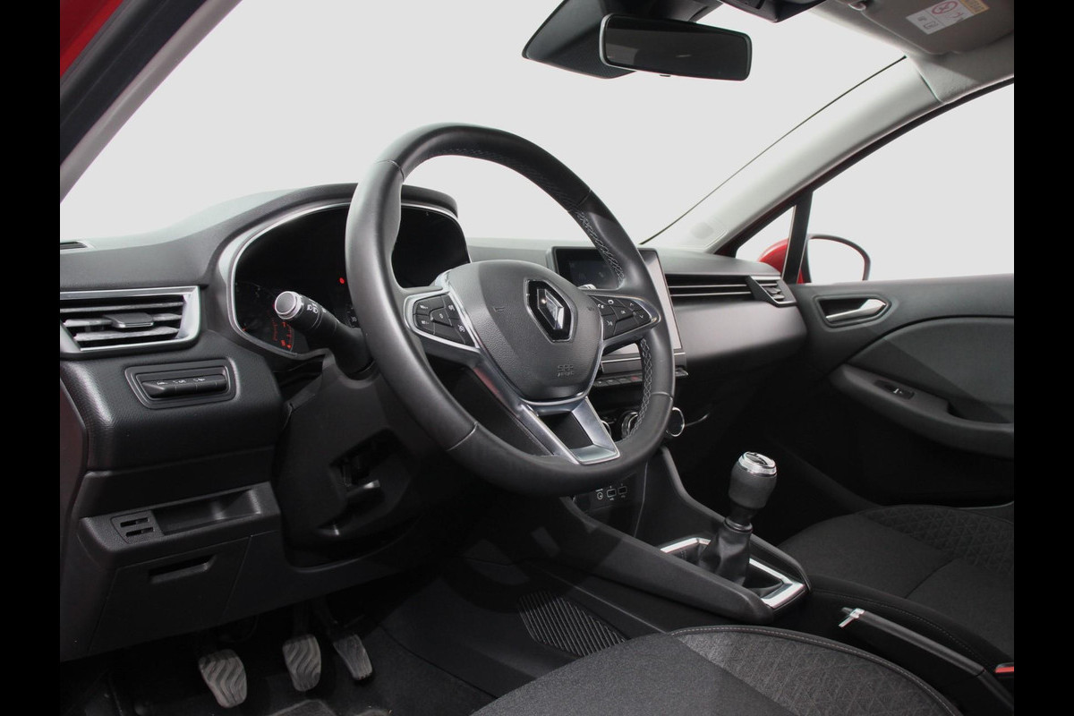 Renault Clio 1.0 TCe 100pk Experience | Navigatie Climate Control Cruise control Lichtmetalen Velgen Parkeer Sensoren Extra Getint glas 5 deurs