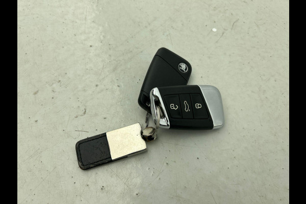 Škoda Kodiaq 1.5 TSI DSG Aut. Limited Edition 7Pers Panoramadak Style Pack 7-Persoons Full LED Navi Trekhaak PDC VA+ Camera