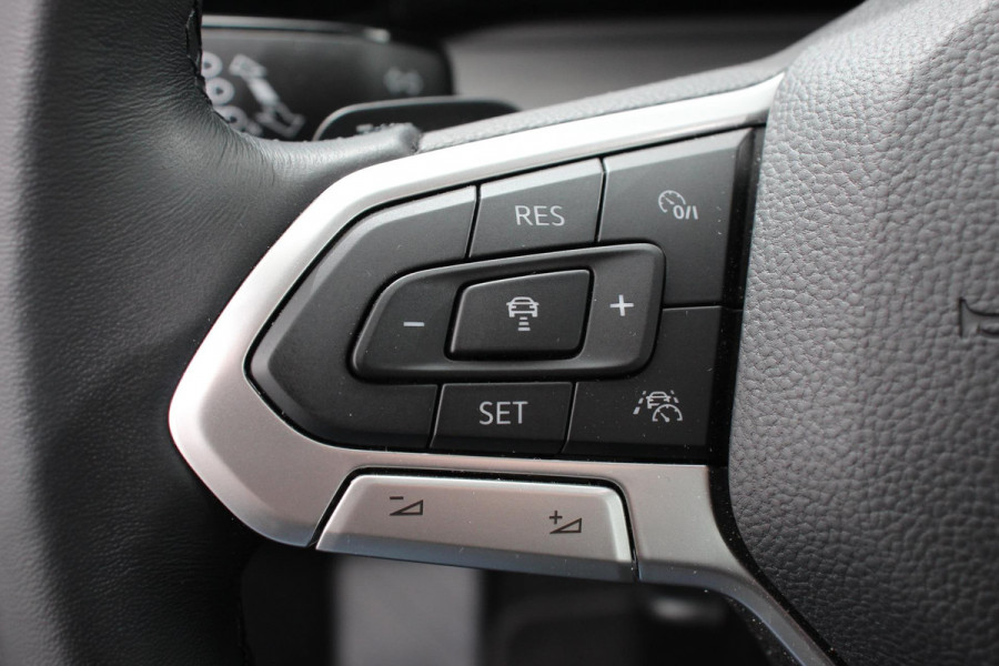 Volkswagen GOLF Variant 1.5 eTSI 150pk DSG Style | Navigatie | Apple Carplay/Android Auto | Climate Control | Camera | Parkeersensoren | Park Assist | Adaptive Cruise control | Wegklapbare trekhaak | Stoel- en stuurverwarming | Climatronic | Virtual Cockpit