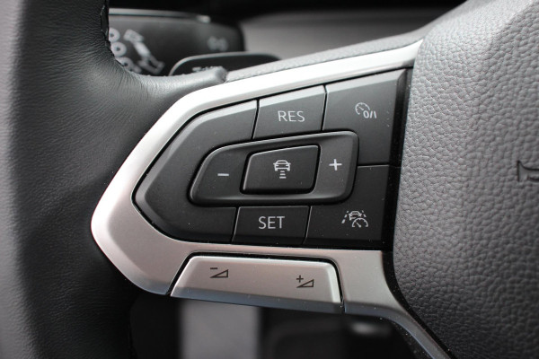Volkswagen GOLF Variant 1.5 eTSI 150pk DSG Style | Navigatie | Apple Carplay/Android Auto | Climate Control | Camera | Parkeersensoren | Park Assist | Adaptive Cruise control | Wegklapbare trekhaak | Stoel- en stuurverwarming | Climatronic | Virtual Cockpit