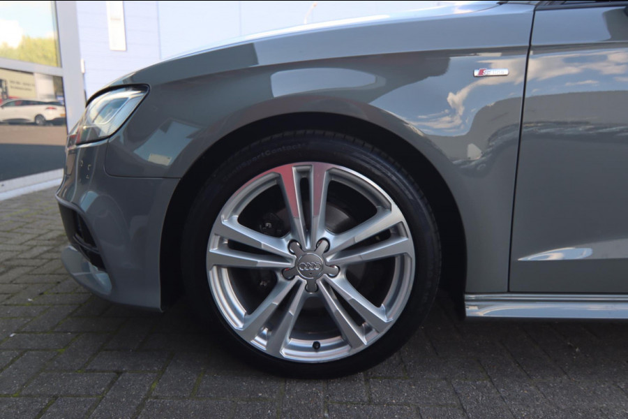 Audi A3 Sportback 35 TFSI CoD Advance Sport S-line Aut.|Virtual Cockpit Stoelverw. Nap 3X S-line ACC Keyles Entry & Go Pdc Achter