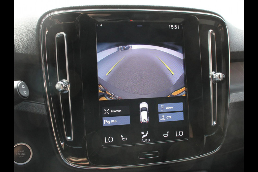 Volvo XC40 1.5 T5 Plug-in hybrid Ultimate Dark Volvo XC40 1.5 T5 Recharge Ultimate Dark MY 2023 PHEV | Electrisch Glazen Panorama dak | Navigatie | Dab | Led | Adaptive Cruise Control | Camera | Parkeer sensoren