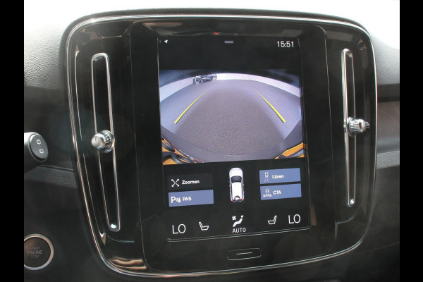 Volvo XC40 1.5 T5 Plug-in hybrid Ultimate Dark Volvo XC40 1.5 T5 Recharge Ultimate Dark MY 2023 PHEV | Electrisch Glazen Panorama dak | Navigatie | Dab | Led | Adaptive Cruise Control | Camera | Parkeer sensoren