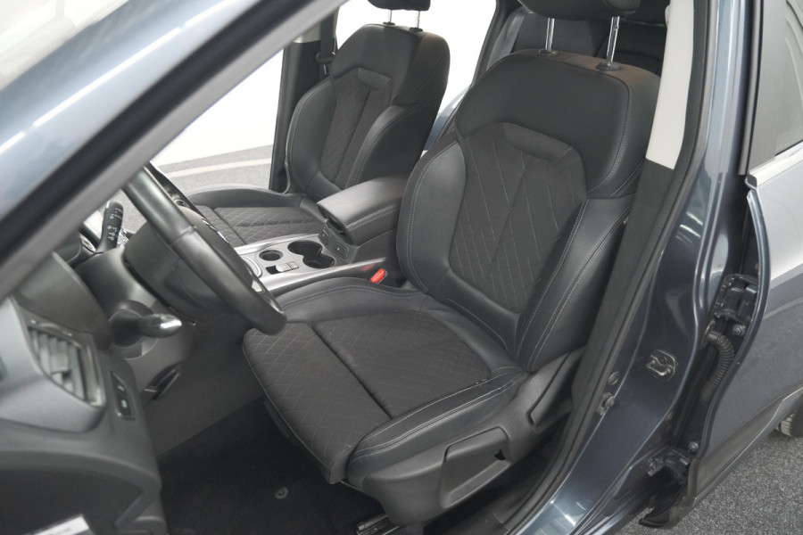 Renault Kadjar TCe 160 EDC Intens | Trekhaak | Camera | Dodehoekdetectie | Apple Carplay | Stoelverwarming