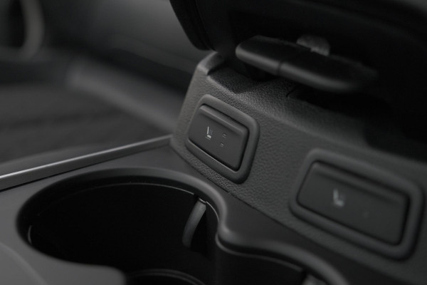 Renault Kadjar TCe 160 EDC Intens | Trekhaak | Camera | Dodehoekdetectie | Apple Carplay | Stoelverwarming