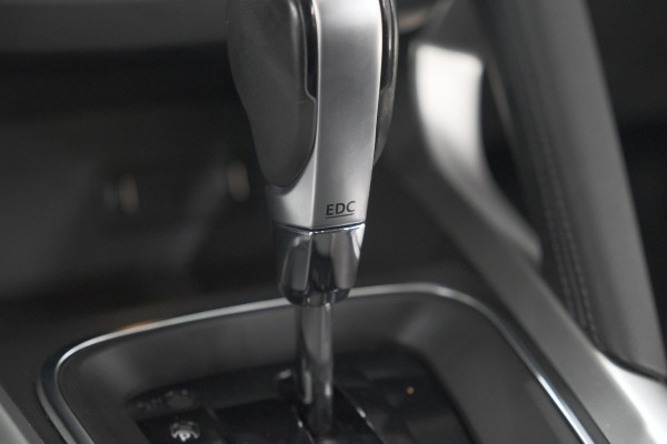 Renault Kadjar TCe 160 EDC Intens | Trekhaak | Camera | Dodehoekdetectie | Apple Carplay | Stoelverwarming