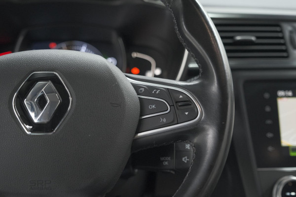 Renault Kadjar TCe 160 EDC Intens | Trekhaak | Camera | Dodehoekdetectie | Apple Carplay | Stoelverwarming