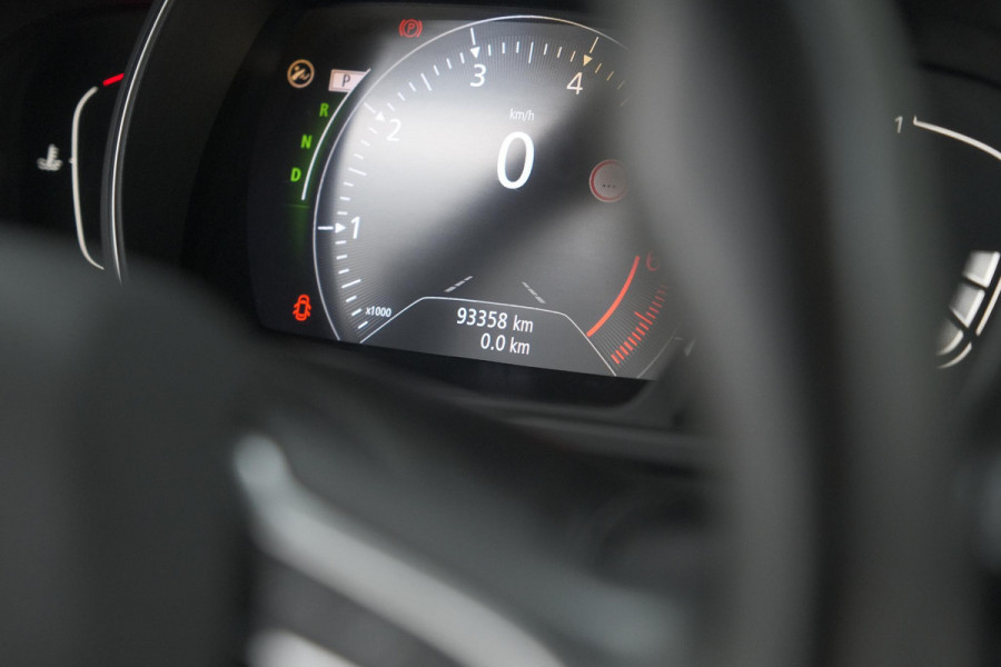 Renault Kadjar TCe 160 EDC Intens | Trekhaak | Camera | Dodehoekdetectie | Apple Carplay | Stoelverwarming