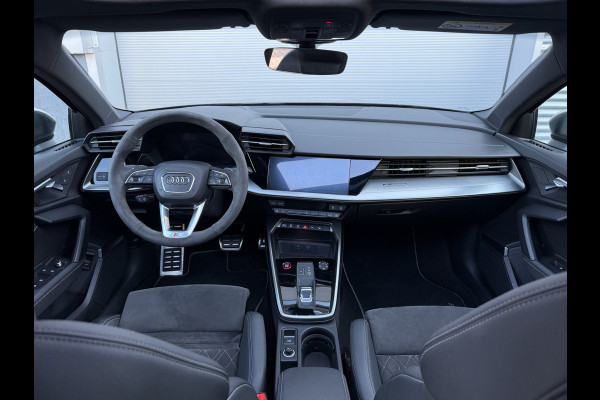 Audi S3 Limousine 2.0 TFSI S3 quattro | Panoramadak | B&O | Park Assist | Camera