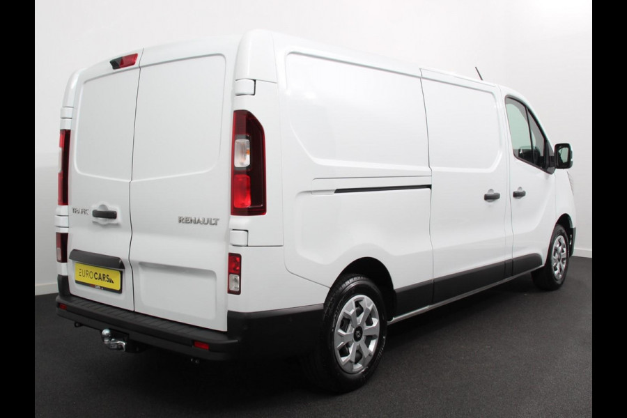 Renault Trafic 2.0 Blue dCi 130 T30 L2H1 Advance Navigatie Airco Lichtmetalen velgen Betimmering  Trekhaak Parkeer sensoren  Dab