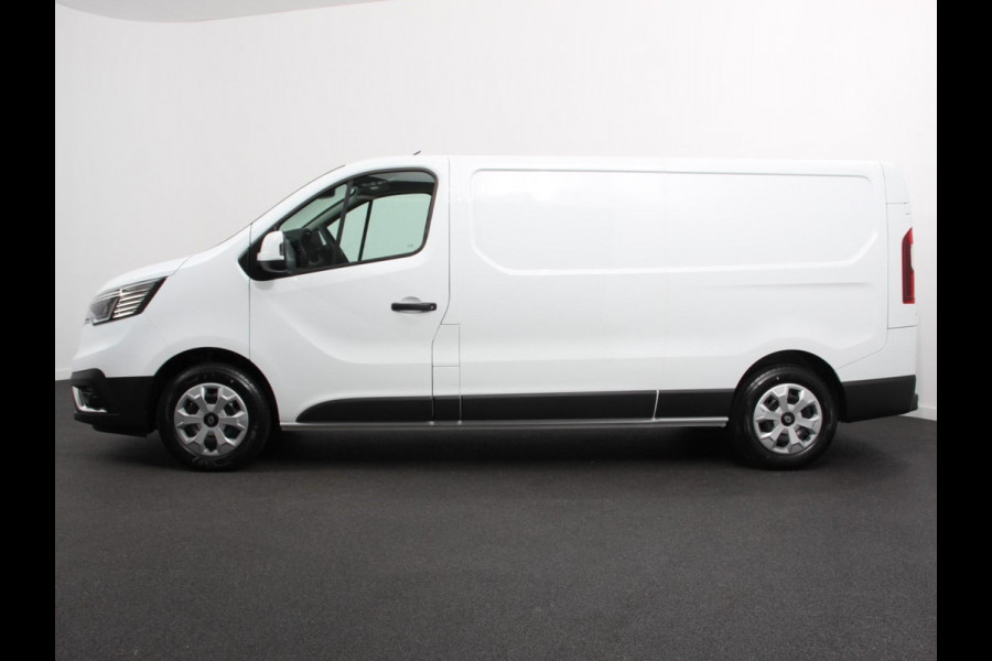 Renault Trafic 2.0 Blue dCi 130 T30 L2H1 Advance Navigatie Airco Lichtmetalen velgen Betimmering  Trekhaak Parkeer sensoren  Dab
