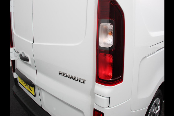 Renault Trafic 2.0 Blue dCi 130 T30 L2H1 Advance Navigatie Airco Lichtmetalen velgen Betimmering  Trekhaak Parkeer sensoren  Dab