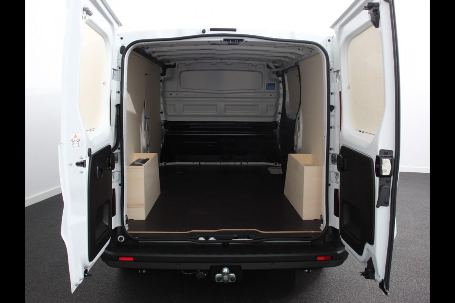 Renault Trafic 2.0 Blue dCi 130 T30 L2H1 Advance Navigatie Airco Lichtmetalen velgen Betimmering  Trekhaak Parkeer sensoren  Dab