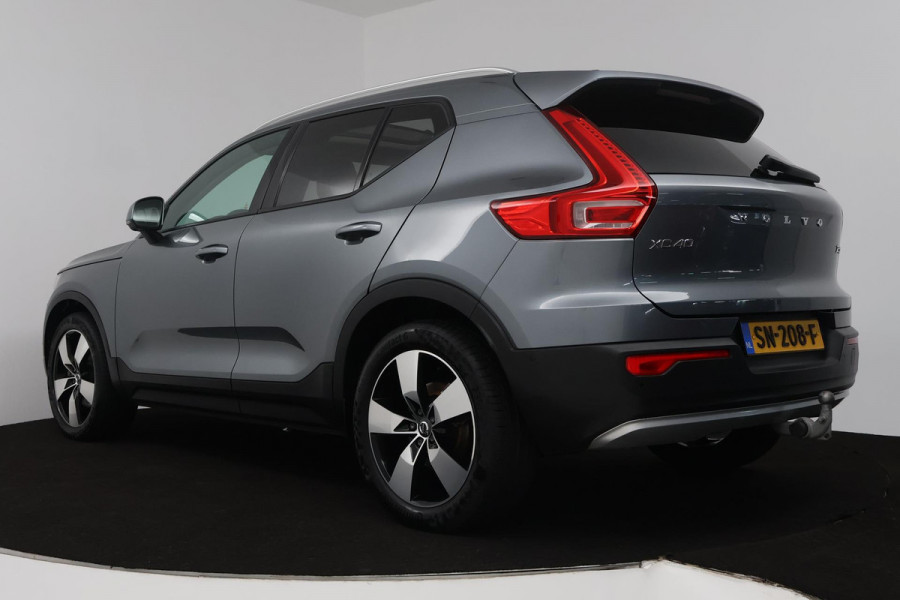 Volvo XC40 2.0 T5 AWD Intro Edition (PANORAMADAK, TREKHAAK, H&K AUDIO, CAMERA, STOEL/STUUR VERWARMING, DIGITALE COCKPIT, CARPLAY)
