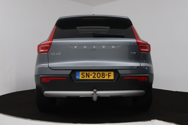 Volvo XC40 2.0 T5 AWD Intro Edition (PANORAMADAK, TREKHAAK, H&K AUDIO, CAMERA, STOEL/STUUR VERWARMING, DIGITALE COCKPIT, CARPLAY)