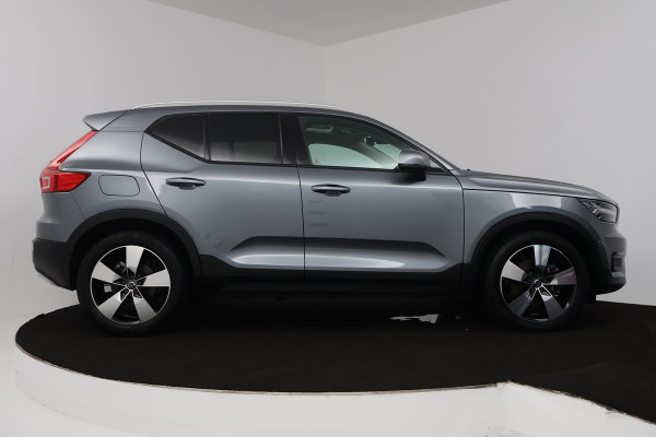 Volvo XC40 2.0 T5 AWD Intro Edition (PANORAMADAK, TREKHAAK, H&K AUDIO, CAMERA, STOEL/STUUR VERWARMING, DIGITALE COCKPIT, CARPLAY)