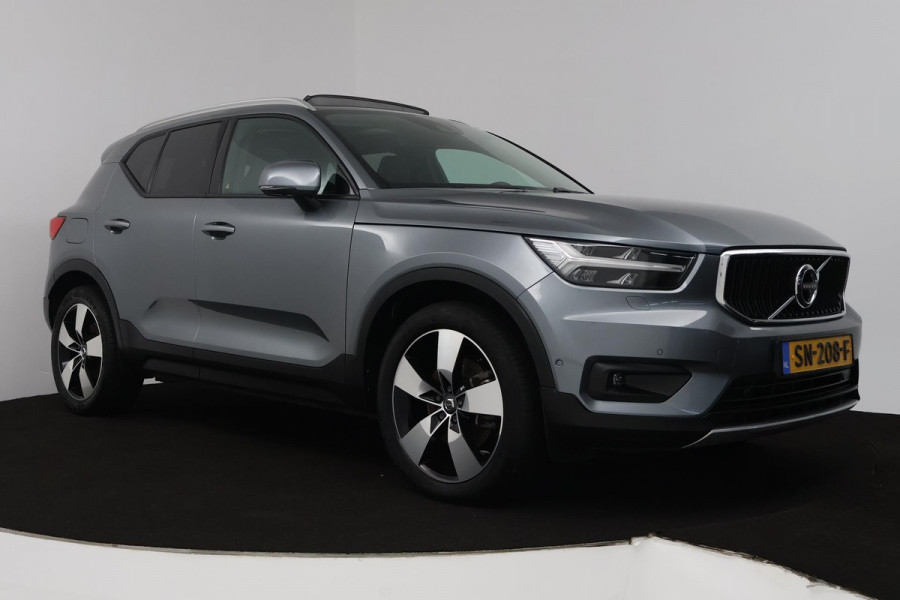 Volvo XC40 2.0 T5 AWD Intro Edition (PANORAMADAK, TREKHAAK, H&K AUDIO, CAMERA, STOEL/STUUR VERWARMING, DIGITALE COCKPIT, CARPLAY)