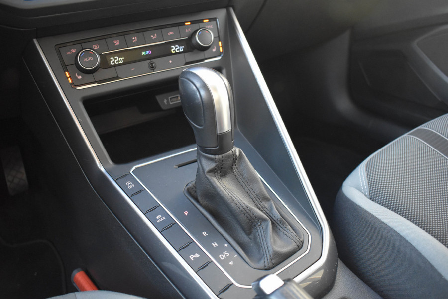 Volkswagen Polo 1.0 TSI Aut. | R-Line | 115PK | Virtual | Carplay | ACC | Camera | Stoelverwarming