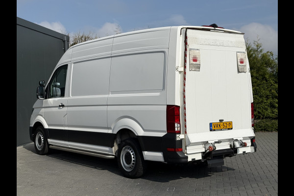 Volkswagen Crafter 35 2.0 TDI 141 PK / L3H3 / DHOLLANDIA HYDR. LAADKLEP / AUTOMAAT / AIRCO / CRUISE / CAMERA