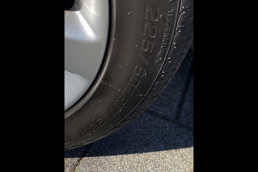 Opel Zafira 1.4 T Tourer Business Executive 7p. - Automaat I Navigatie I Airco I Sport velgen I PDC I Dealer onderhouden