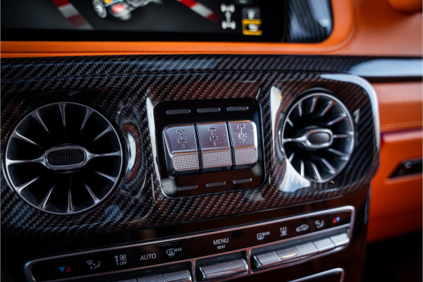 Mercedes-Benz G-Klasse G63 - Brabus 800 | 24 inch | Sterrenhemel | Panorama | Burmester | Carbon
