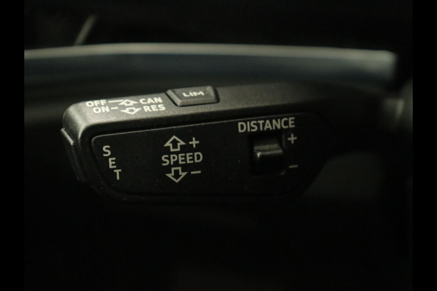 Audi Q3 45 TFSI e S edition | Stoelverwarming | Adaptive cruise | Virtual Cockpit | Half leder | Camera | Carplay | Sportstoelen | Navigatie | Full LED | PHEV | Plug In