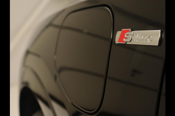Audi Q3 45 TFSI e S edition | Stoelverwarming | Adaptive cruise | Virtual Cockpit | Half leder | Camera | Carplay | Sportstoelen | Navigatie | Full LED | PHEV | Plug In