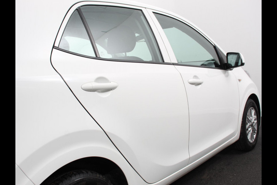 Kia Picanto 1.0 DPi Automaat DynamicLine Navigatie Apple Carplay/Android Auto Airco Camera DAB Lichtmetalen velgen Bluetooth