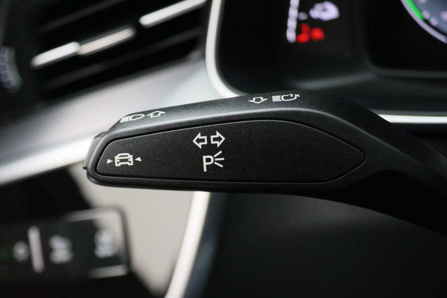 Audi A6 Avant 55 TFSI e quattro Competition Matrix-LED, Maxton, Panoramadak, ACC, Camera, Virtual Cockpit, Trekhaak, 20''