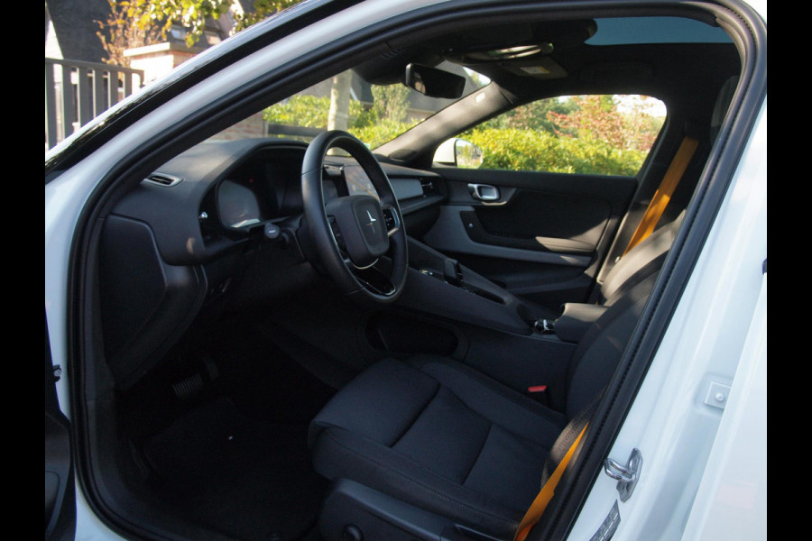 Polestar 2 Long Range Dual Motor Launch Edition 78kWh | Performance Pack | 408 PK | Panoramadak | Camera | Harman Kardon |